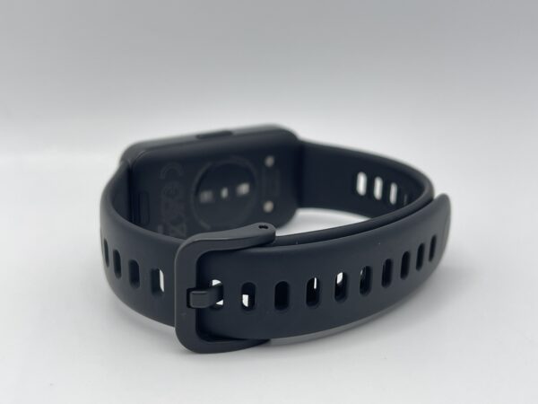 IMG 2758SAMU180325 30 scaled SMART BAND HUAWEI BAND 9 NEGRO + CABLE DE CARGA