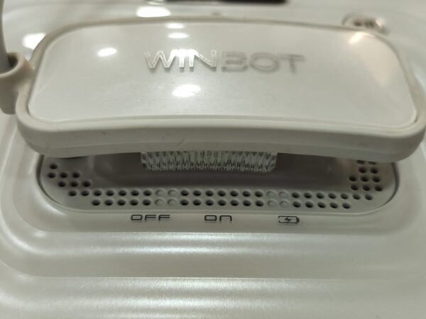 Imagen de WhatsApp 2025 02 25 a las 18.38.52 7cdb3085 ROBOT LIMPIACRISTALES WINBOT W730 + CAJA Y ACC