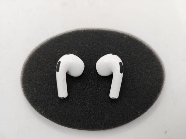 Imagen de WhatsApp 2025 03 04 a las 19.08.55 99582db0 APPLE AIRPODS 3RD GEN A2566