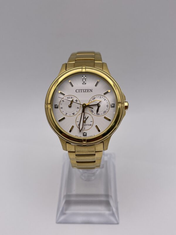 RELOJ CITIZEN ECO DRIVE FD2032 CORONA DORADA