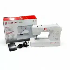 MAQUINA DE COSER SINGER SM024 BLANCO/ROJO + PEDAL
