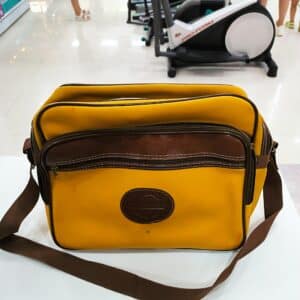 BOLSA DE CUERO CLUB CORTEFIELD AMARILLA Y MARRON