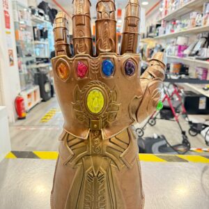 REPLICA GUANTELETE DEL INFINITO MARVEL LEGENDS SERIES + CAJA