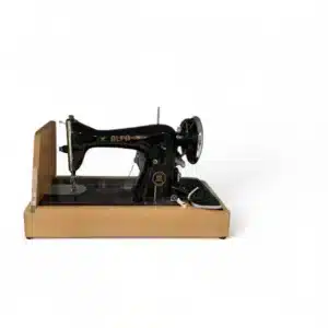 MAQUINA DE COSER ALFA NEGRA ANTIGUA DECORACION  CON FUNDA