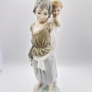 FIGURA DE LLADRO GITANA CON HERMANO