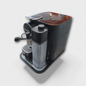 CAFETERA DOLCE GUSTO DELONGHI EN650-B NEGRO + ACC