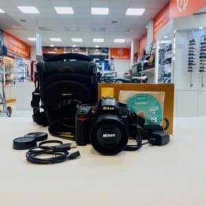 CAMARA DE FOTOS NIKON D7000 + OBJETIVO NIKKOR AF-S 35MM 1:1.8 G CON FUNDA Y CAJA