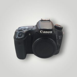 CAMARA REFLEX CANON EOS 70D + FUNDA Y CARGADR- 3 BAT