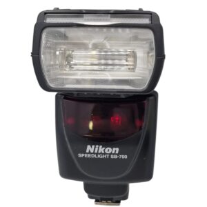 FLASH NIKON SPEEDLIGHT SB-700