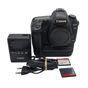 CAMARA CANON EOS 5D MARK II + CARGADOR + TARJETA DE MEMORIA