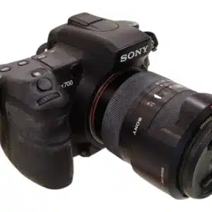 CAMARA DIGITAL REFLEX SONY ALPHA 700 12MPX 16-105MM 3.5-5.6 + CARGADOR + MANDO