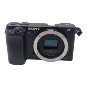 CAMARA SONY A6000 + CARGADOR + ESTUCHE