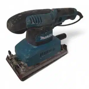 LIJADORA MAKITA BO3711