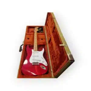 GUITARRA ELECTRICA FENDER STRATOCASTER Yngwie Malmsteen 1972 ROJA + MALETIN