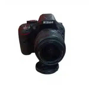 CAMARA REFLEX NIKON D5200 + 18-55MM F/3.5-5.6G + 2 BATERIAS + SD 4GB + CARGADOR + CAJA