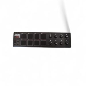 PAD AKAI PROFESIONAL LPD8 + CABLE