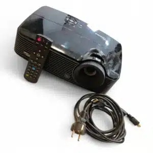 PROYECTOR OPTOMA DAEXNZGU CON CABLES Y FUNDA