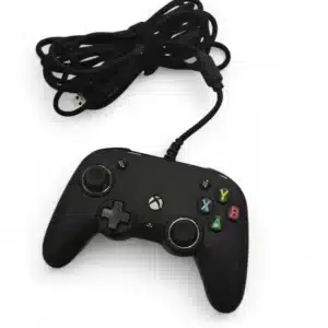 MANDO NACOM CON CABLE PARA XBOX COLOR NEGRO
