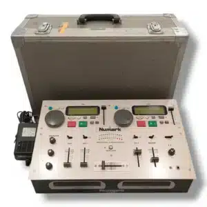 MESA DE MEZCLA NUMARK CD MIX-1 CD MIX STATION + CABLE DE ALIMENTACION + MALETIN