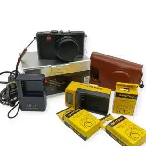 CAMARA DIGITAL LEICA D-LUX 4 CON CARGADOR + FUNDA + CAJA + CARGADOR PATONA CON 3 BATERIAS