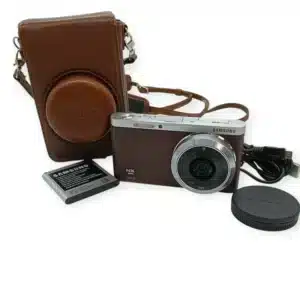 CAMARA DIGITAL SAMSUNG NX MINI + OBJETIVO 9MM  + 2 BATERIAS + FUNDA + CABLE