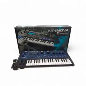 SINTETIZADOR MIDI MININOVA NOVSYNTH02 + CAJA + ACCESORIOS
