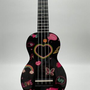 UKELELE MAHALO CORAZON MA1HEBK COLOR NEGRO