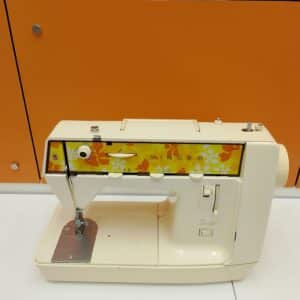 MAQUINA DE COSER SINGER 354 + CARGADOR