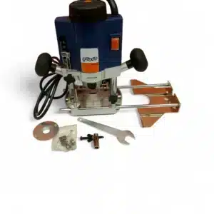 FRESADORA  900W  DOMAQ + COMPLEMENTOS Y CAJA