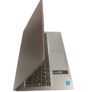 PORTATIL LENOVO IDEAPAD SLIM 3 i3-N305 8GB 256GB 15"  A ESTRENAR