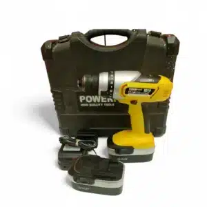 TALADRO ATORNILLADOR 18 V POWER PLUS +  BASE CARGA X2 BATERIAS Y ACC + MALETIN