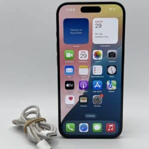 IPHONE 15 PRO 128GB SALUD DE BATERIA 89% NEGRO + CABLE