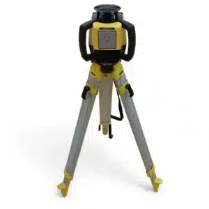 NIVEL LASER TOPOGRAFICO LEICA RUGBY 610 + ACCES + MALETIN + TRIPODE ESTABILIZADOR