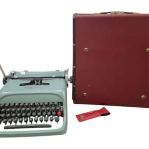 MAQUINA DE ESCRIBIR OLIVETTI STUDIO 44
