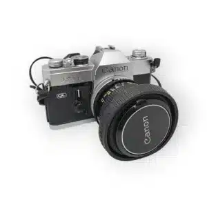 CAMARA VINTAGE CANON FTB + OBJETIVO 50MM + FUNDA (DECORACIÓN)